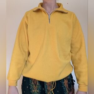 Joli'e Men's Vibrant Yellow Zip-Up Sweater